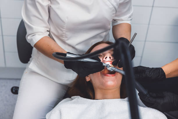 Best Weekend Emergency Dentist in Chester, IL